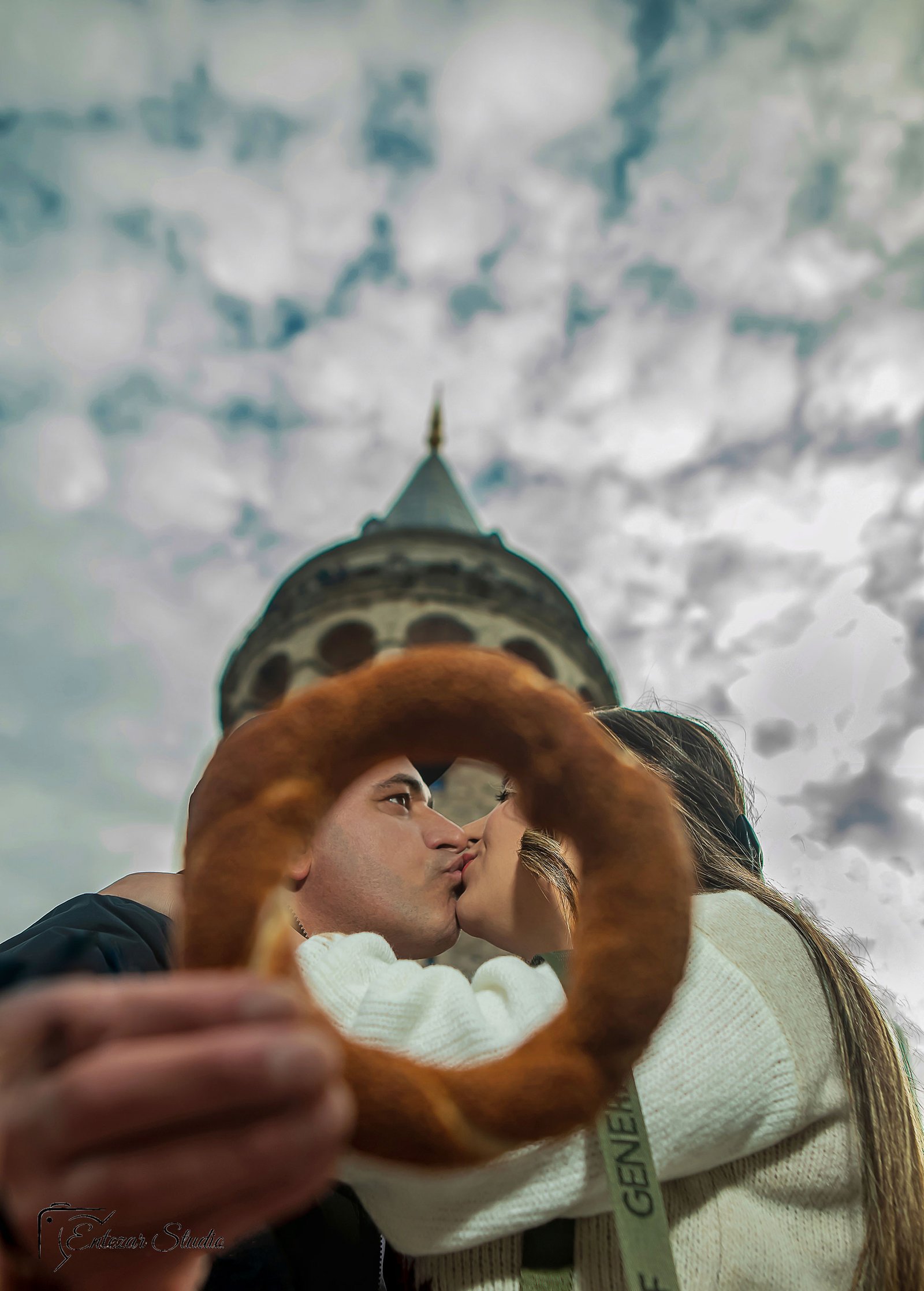 pre wedding photography in Galata tower Istanbul by Entezar Studio 1