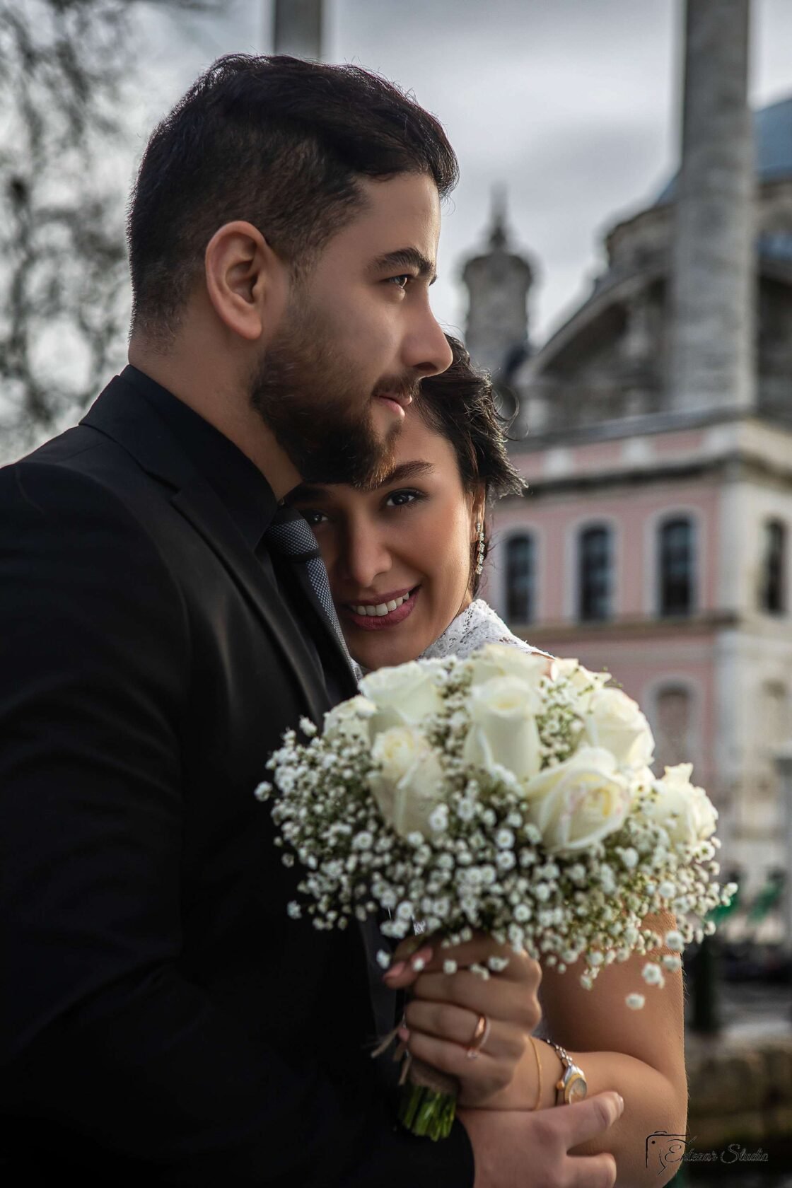 istanbul wedding photo bride whit Rozes