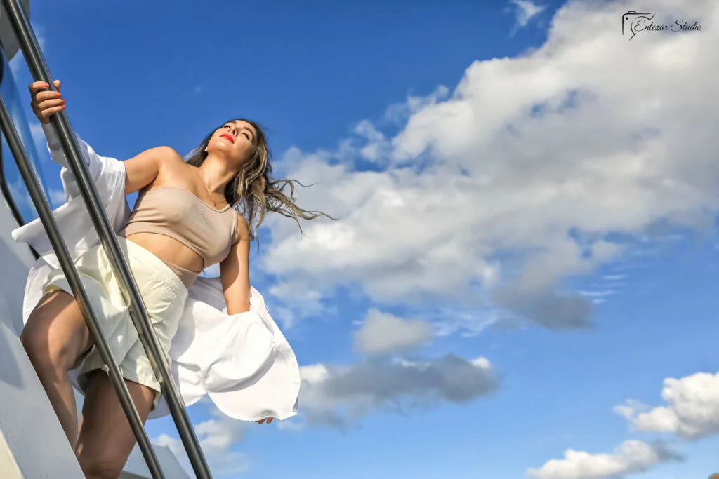 Istanbul Modeling Photography: A Girl with Her Hair Flowing in the Wind on a Yacht in the Princes' Islands