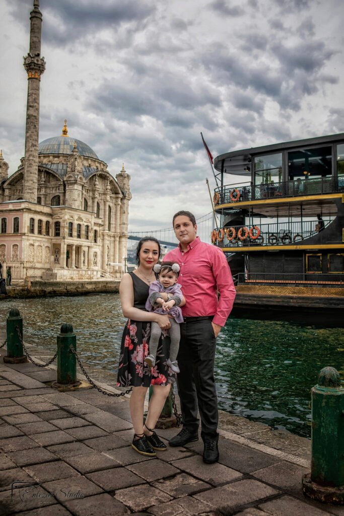 Family photography in Istanbul by Entezar Studio-25