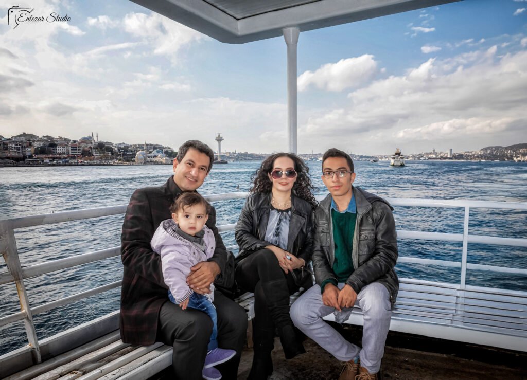 Family photography in Istanbul by Entezar Studio-31 عکاسی خانوادگی در ترکیه