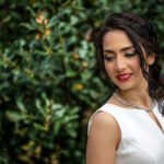 Istanbul-Bride-portrait-in-Green-and-yellow-flowers