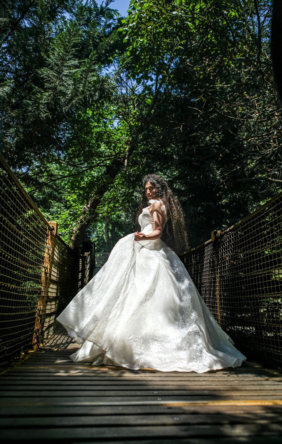 Wedding photography in Istanbul with a beautiful puffy dress in the forest
